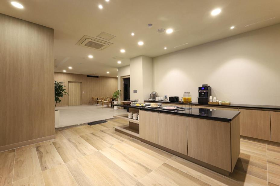 Hound Hotel Cshangvon Kültér fotó