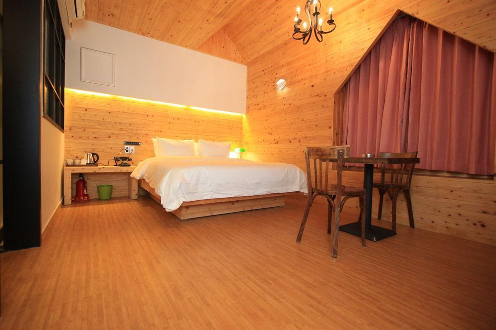 Hound Hotel Cshangvon Kültér fotó