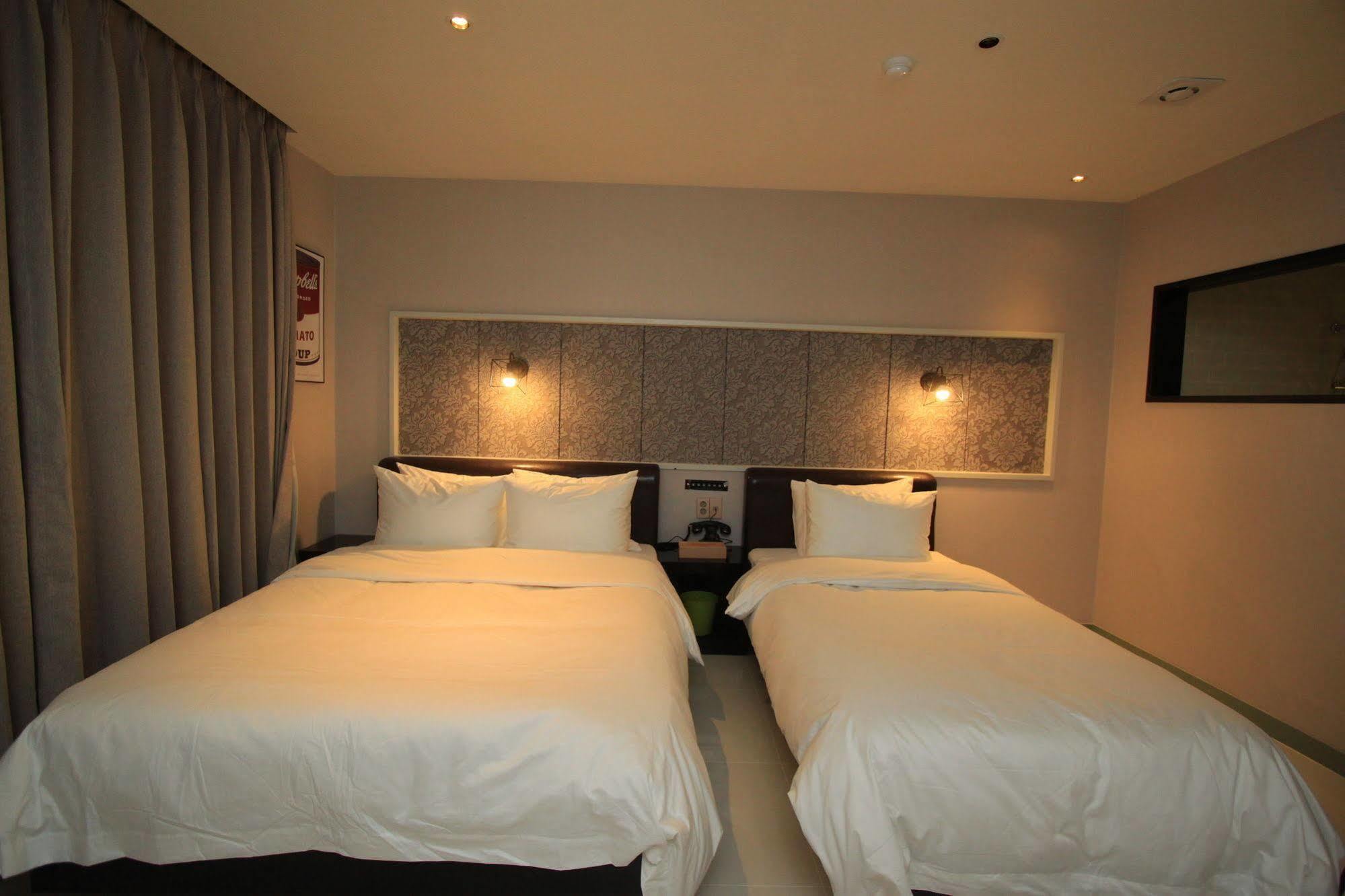 Hound Hotel Cshangvon Kültér fotó